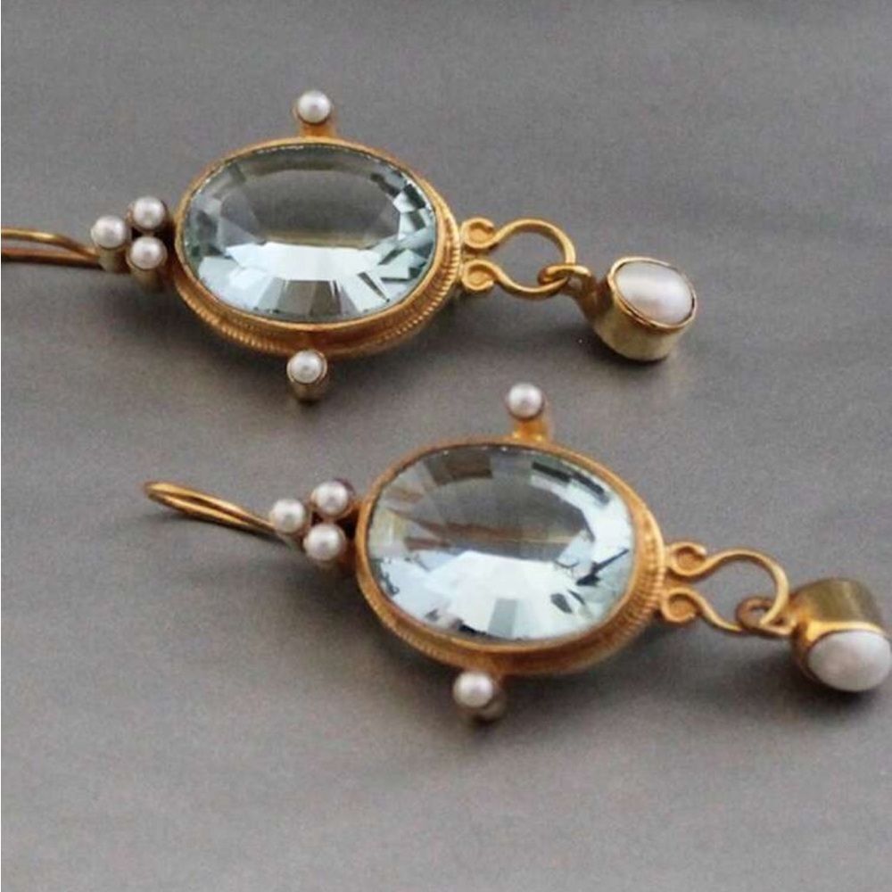 Vintage style blue Drop Earrings N1121